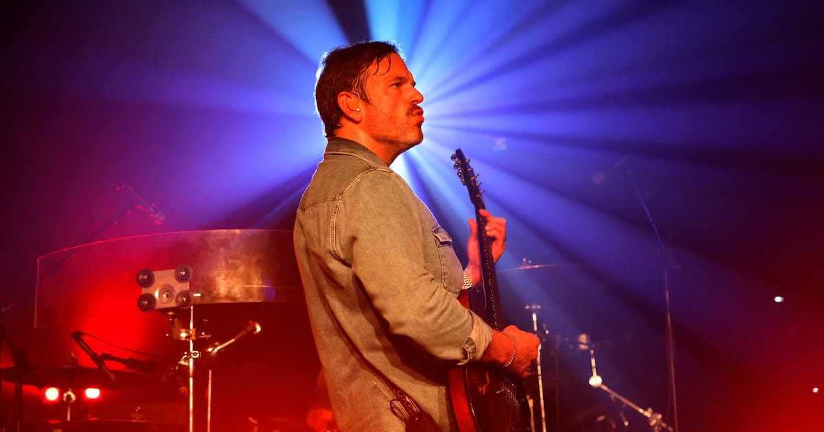 Kings of Leon جایگزین زارا لارسون در کنسرت گرندپری ابوظبی شد