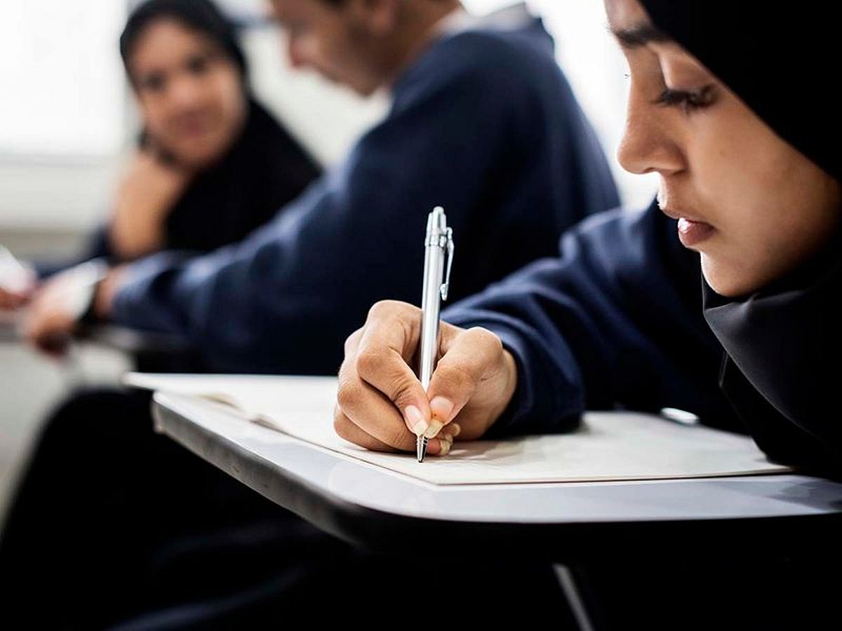 جامعات الإمارات تتألق في تصنيف QS للمنطقة العربية 2027